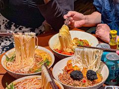 -粉八·云南米线·建水烧烤(常熟路店)