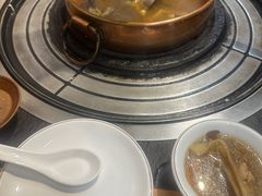 -阿山卓·野生菌火锅·纳西火塘烤肉