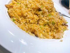牛肝菌炒饭-牧雲子·臻选云南菜 .商务宴请(泰然大厦店)