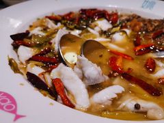 -姚姚酸菜鱼·金戈戈香港豉油鸡(喜荟城联名店)