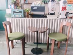 -大碗岛咖啡·苍山绝美窗景(大理古城步行街七年品牌店)