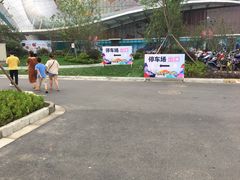 -融创茂-停车场