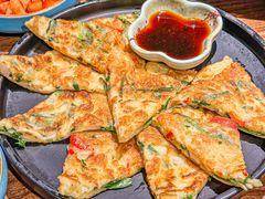 -明洞阿姨·韩式酱蟹烤肉·创意料理(三元桥店)