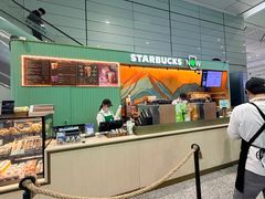 -星巴克(上海虹桥站2A检票口)