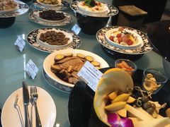 -唐拉雅秀酒店-西锦汇空中BBQ·思创餐厅