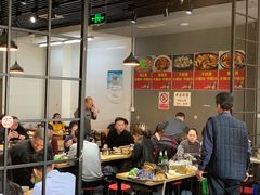大堂-范贤光鸡公煲(平乐园总店)