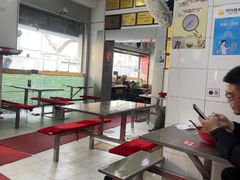 -易记皮肚面(明瓦廊店)