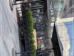 -星巴克臻选(上海合生汇1F店)