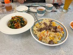 -汗腾格里·风味餐厅(新疆驻京办店)