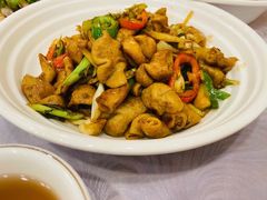 酸菜炒猪肠-粤·向群饭店(龙津东路总店)