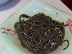 -何师傅美蛙鱼头(汉街店)