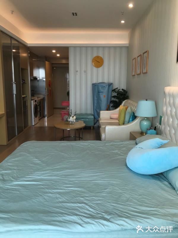 因为这里有24的婴儿托管服务