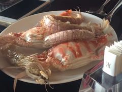 -荣誉国际酒店-云顶旋转餐厅