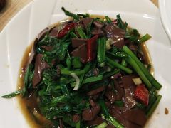 韭菜炒鸭血-东兴寒舍老北京炸酱面(三里河路店)