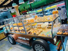 面包甜点陈列柜-新丰蛋糕(百花路总店)