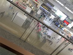 -麦当劳(上海虹桥站30B检票口楼上)