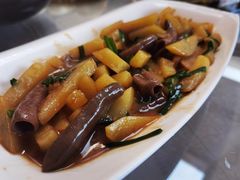 -鸿运美食府
