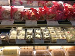 面包甜点陈列柜-红宝石·鲜奶小方(万航店)