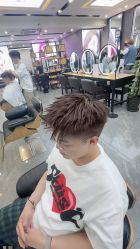 -藤野造型烫染·漂发