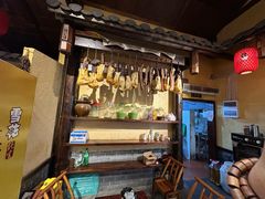 -富正毅三下锅·湘西韵味(天门山索道店)