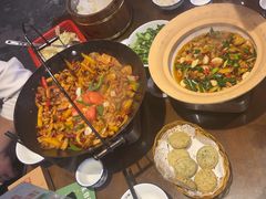 -富正毅三下锅·湘西韵味(天门山索道店)