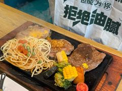 -豪客来牛排(人民东路店)