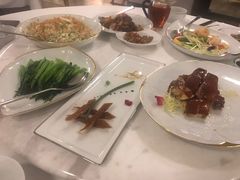 -伯衡55·吉品轩(乌鲁木齐南路店)