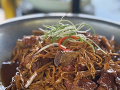 勒笋烧肉-湘湖大院(越王路店)