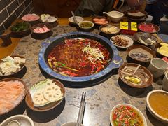 -舒家大院重庆老火锅(纪念塔店)