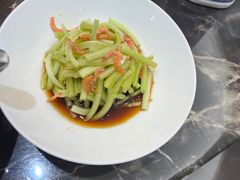 -南京悦客假日酒店