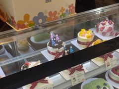 -花花卷卷·鲜食蛋糕(静安久光百货店)