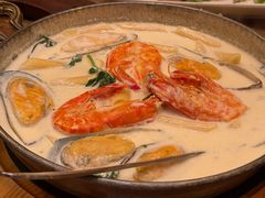 -SISTERS BAR RESTAURANT川意酒馆(嘉善老市H楼店)