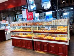 面包甜点陈列柜-老鼎丰(靖宇街总店)