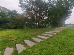 -元大都城垣遗址公园