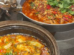 -万重锦·人文川菜馆(骡马市店)