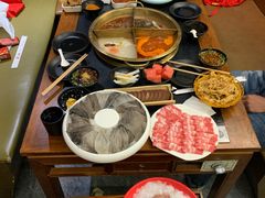 -沸炉重庆老火锅(军事博物馆店)