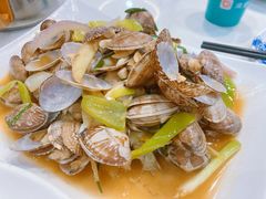 -四川小胡子海鲜(丁村万人海鲜广场店)