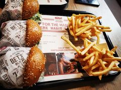 -The Habit Burger Grill 哈比特汉堡(复兴soho店)