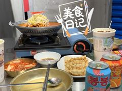 明洞辣鸡爪火锅-Meet Sun韩式大排档(五一广场7MALL店)