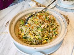 极品菌皇黑松露炒饭-香樟花园新粤料理(无锡万象城店)