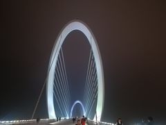 -南京眼步行桥