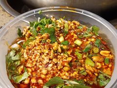 -肖肖酸萝卜鱼火锅(总店)