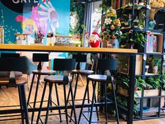 -ZING COFFEE 镜咖啡