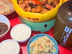 -多嘴肉蟹煲(万达店)