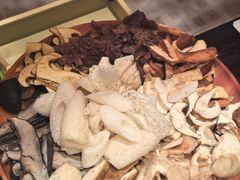 -芸鲜季·云南野生菌餐厅· 云南风物味研社(闵行店)