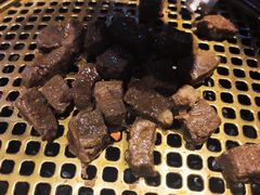 -唯成•韩国炭火烤肉 유성고기