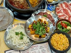 -钱摊摊安顺夺夺粉火锅(宏大广场店)