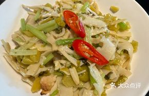 Hakka Oil-Braised Crisp Bamboo Shoots