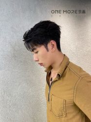 -变画·发型STUDIO