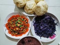 -爱月宝月嫂·育儿嫂